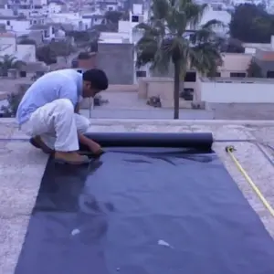 Dán màng chống thấm HDPE